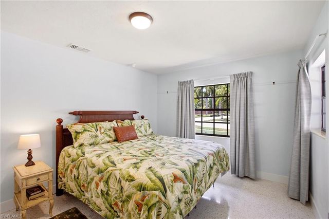 2706 Rhode Island AVE, Fort Myers, FL 33916