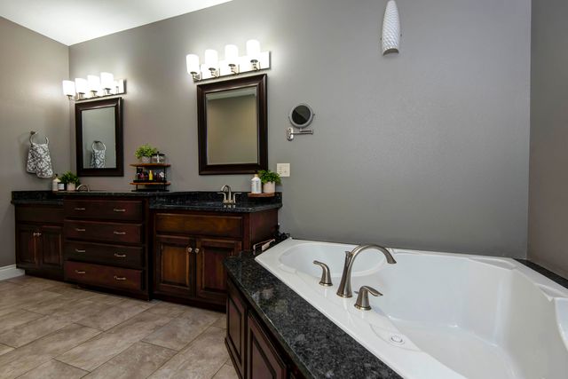 2437 E German Ivy, Springfield, MO 65804