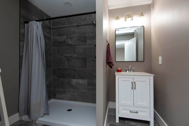 2437 E German Ivy, Springfield, MO 65804