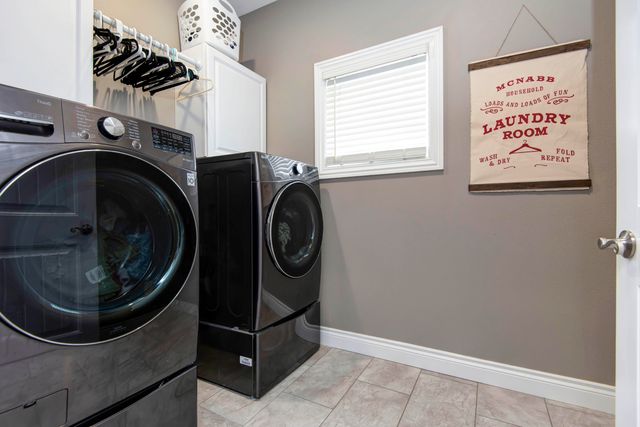 2437 E German Ivy, Springfield, MO 65804