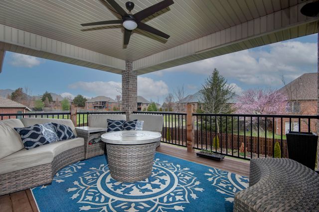 2437 E German Ivy, Springfield, MO 65804