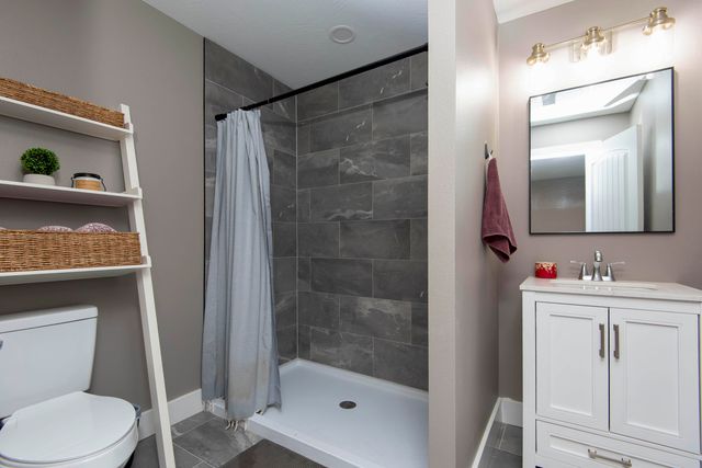 2437 E German Ivy, Springfield, MO 65804