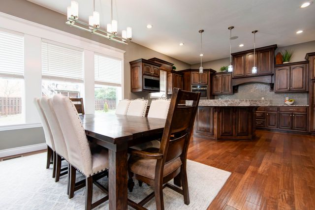 2437 E German Ivy, Springfield, MO 65804