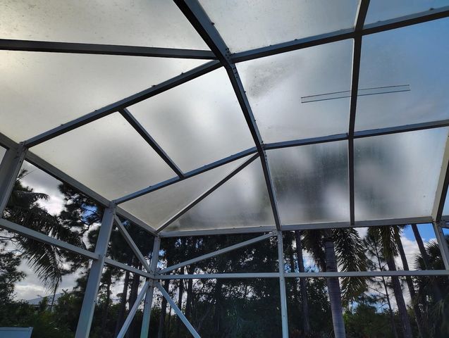 5423 Place Lake Dr, Fort Pierce, FL 34951