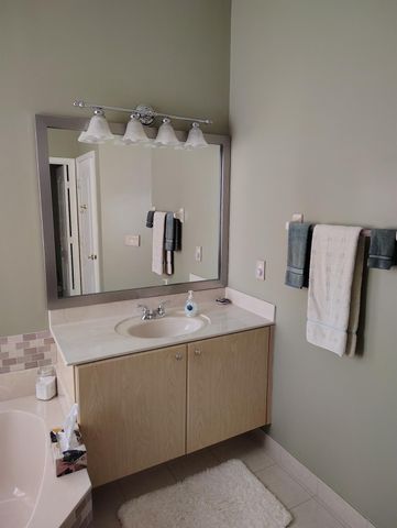 5423 Place Lake Dr, Fort Pierce, FL 34951