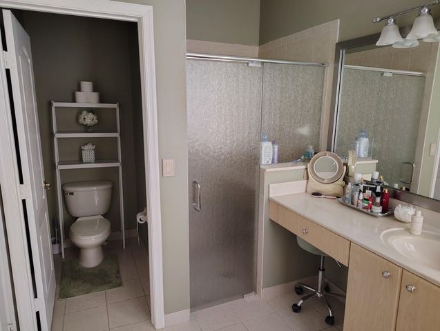 5423 Place Lake Dr, Fort Pierce, FL 34951