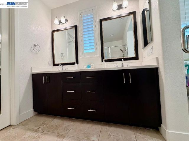 2181 Donnells Ln, Dublin, CA 94568