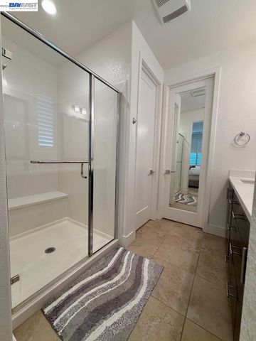 2181 Donnells Ln, Dublin, CA 94568