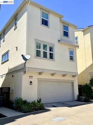 2181 Donnells Ln, Dublin, CA 94568