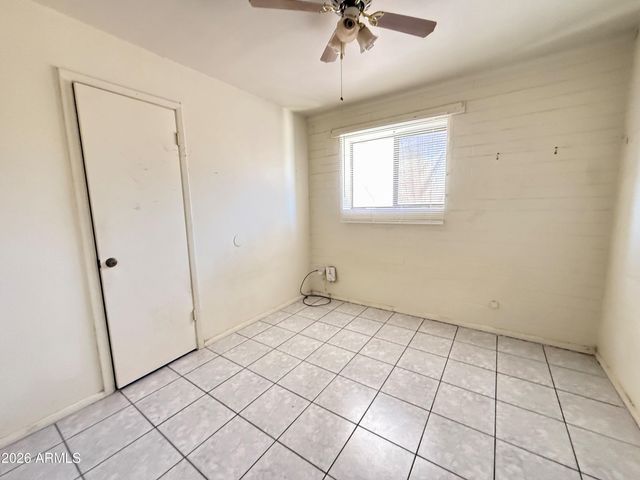 2232 E Burgess Lane, Phoenix, AZ 85042