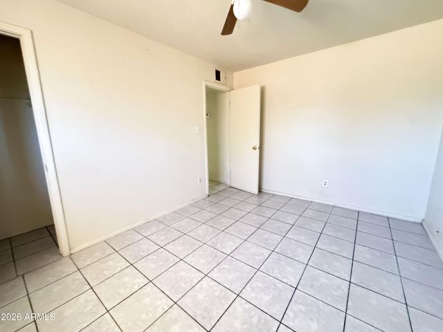 2232 E Burgess Lane, Phoenix, AZ 85042
