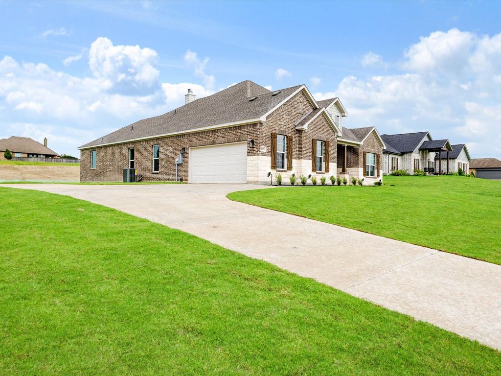 2925 County Road 645, Farmersville, TX 75442
