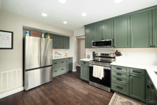 60 Pleasant Hill Boulevard, Franklin, OH 45005