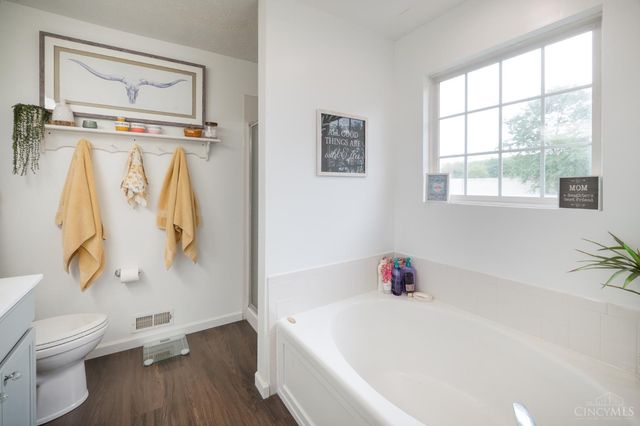 60 Pleasant Hill Boulevard, Franklin, OH 45005