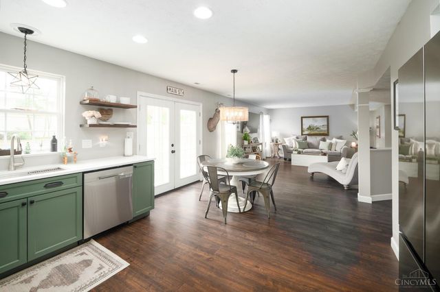 60 Pleasant Hill Boulevard, Franklin, OH 45005