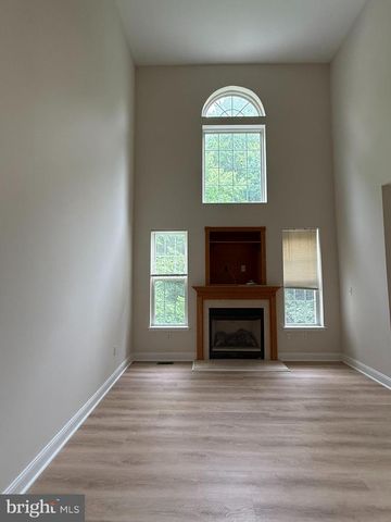 47 ROSS WAY, Marlton, NJ 08053
