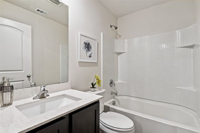 124 Morning Glory Drive, Sanger, TX 76266