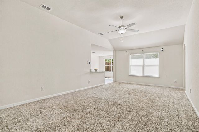 124 Morning Glory Drive, Sanger, TX 76266