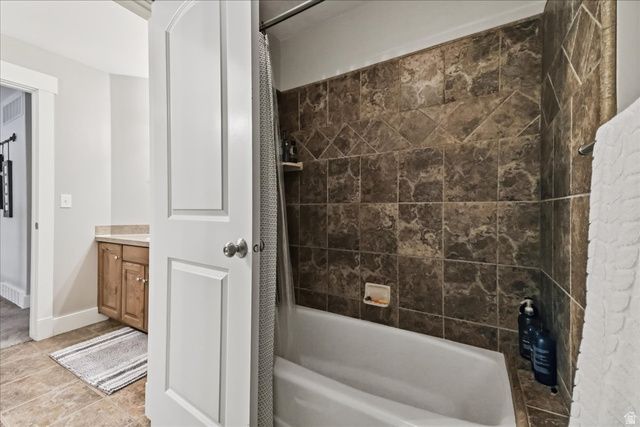554 W 2400 S, Syracuse, UT 84075