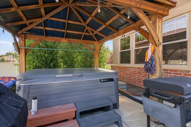 554 W 2400 S, Syracuse, UT 84075
