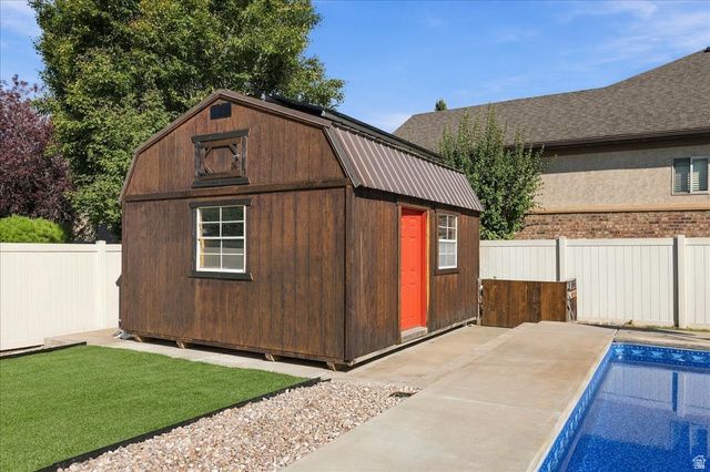 554 W 2400 S, Syracuse, UT 84075