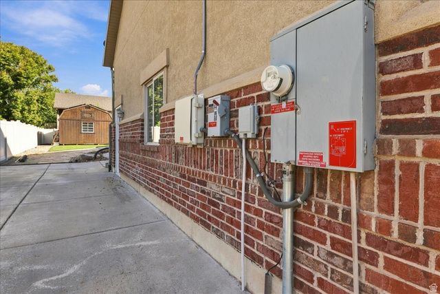 554 W 2400 S, Syracuse, UT 84075