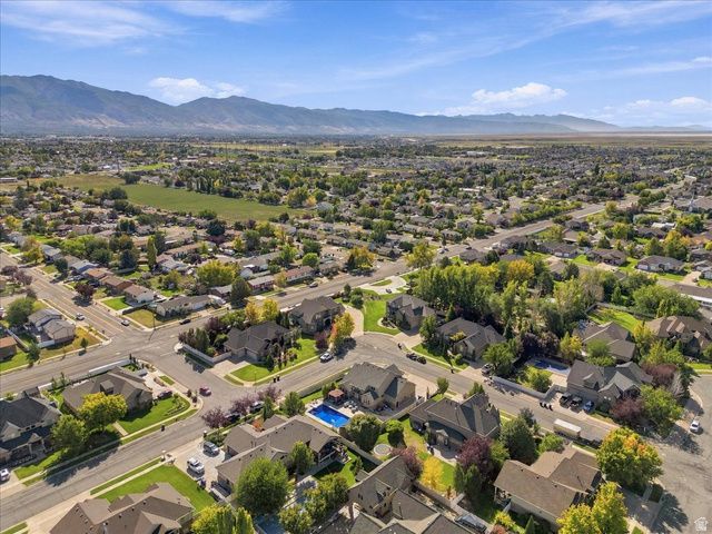 554 W 2400 S, Syracuse, UT 84075