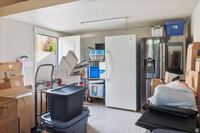 554 W 2400 S, Syracuse, UT 84075