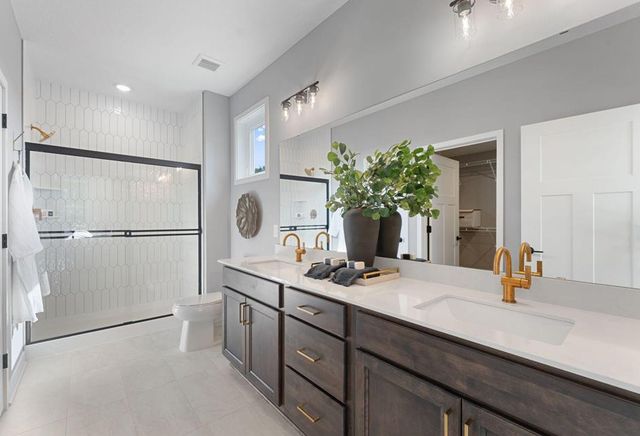 8223 Haywood Drive, Lino Lakes, MN 55014