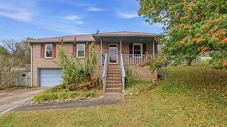 1002 Lowell Dr, E, Fayetteville, TN 37334