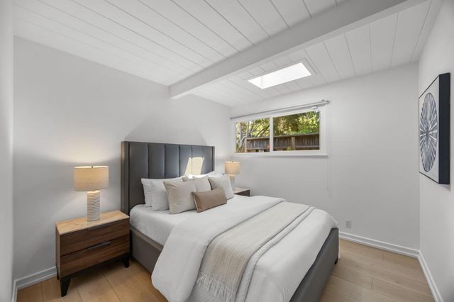 40 Roxbury Lane, San Mateo, CA 94402