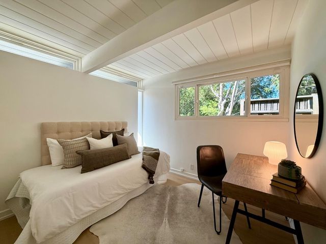 40 Roxbury Lane, San Mateo, CA 94402