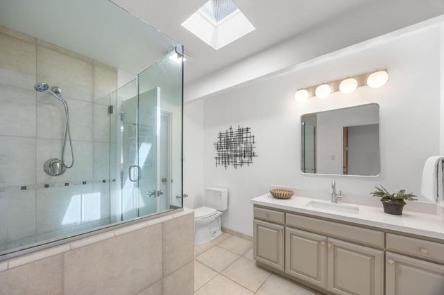 40 Roxbury Lane, San Mateo, CA 94402