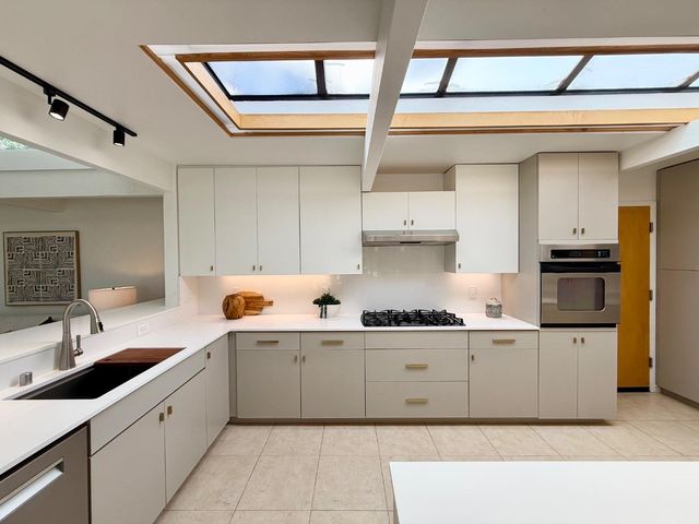 40 Roxbury Lane, San Mateo, CA 94402