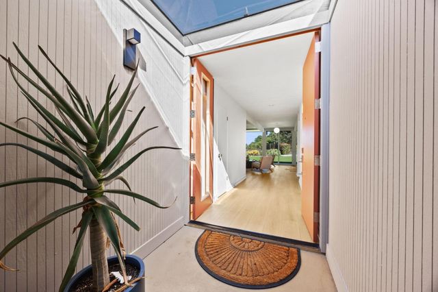 40 Roxbury Lane, San Mateo, CA 94402