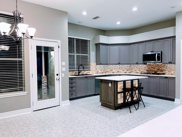 11 Sunspree Place, The Woodlands, TX 77382