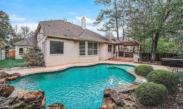 11 Sunspree Place, The Woodlands, TX 77382