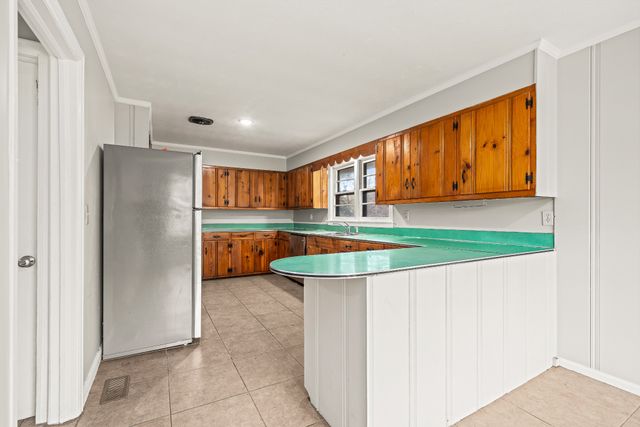 250 E 16th St, Cookeville, TN 38501