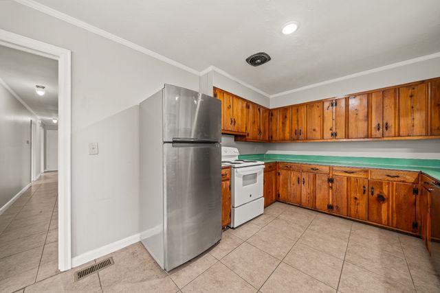 250 E 16th St, Cookeville, TN 38501