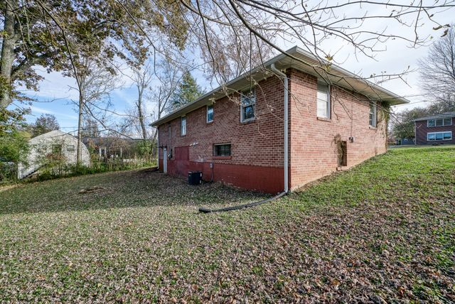 250 E 16th St, Cookeville, TN 38501