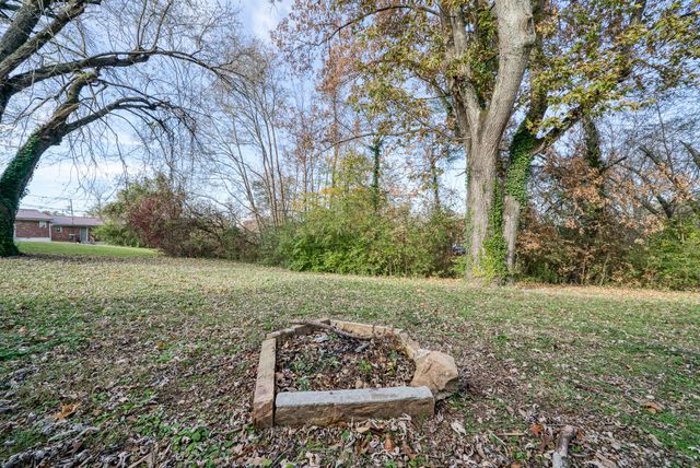 250 E 16th St, Cookeville, TN 38501