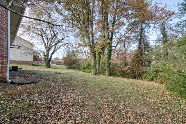 250 E 16th St, Cookeville, TN 38501