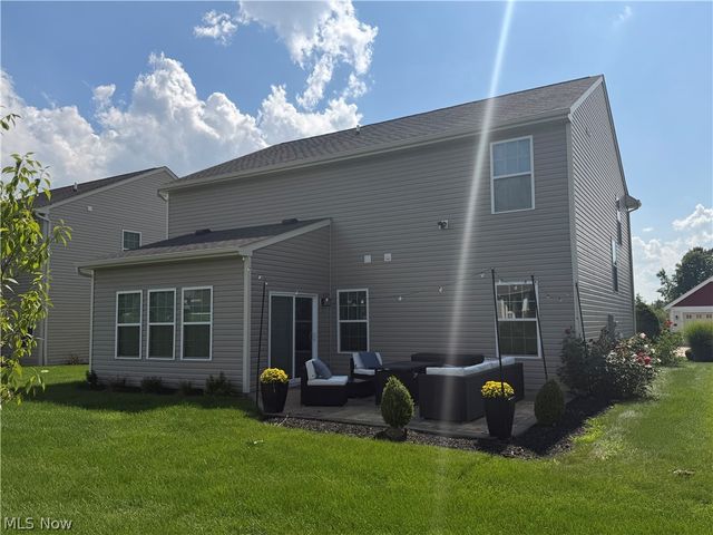 2951 Island Creek Drive, Medina, OH 44256