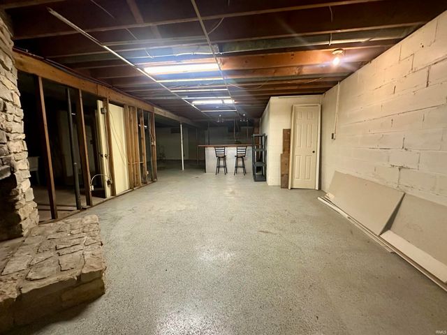 5600 Lone Star Court, Kokomo, IN 46901