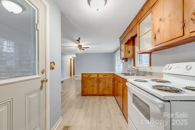 520 Old Wagy Road, Forest City, NC 28043