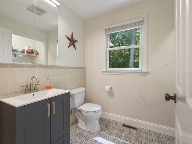 448 Middlesex Ave, Wilmington, MA 01887