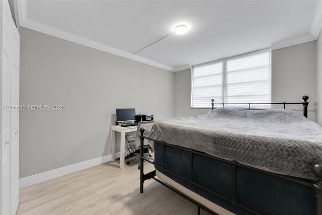 30 E 39th St 214, Hialeah, FL 33013