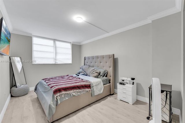 30 E 39th St 214, Hialeah, FL 33013