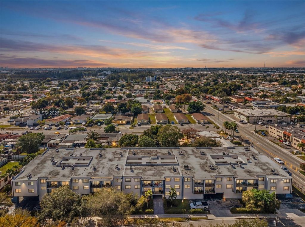 30 E 39th St 214, Hialeah, FL 33013