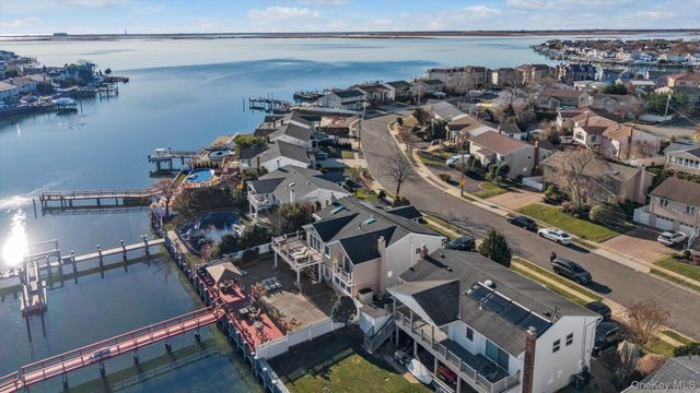 2072 Legion Street, Bellmore, NY 11710